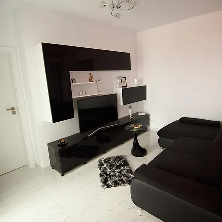 アパート Zev Imperia Apartament Mamaia Nord ナボダリ